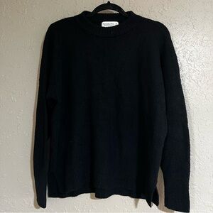 Abercrombie Soft A&F Collection Black Sweater Size Medium
